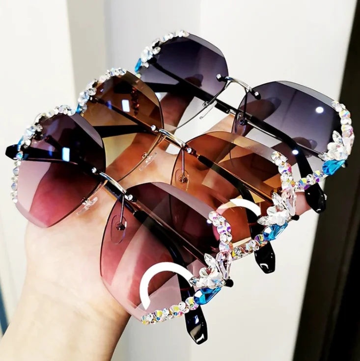 

Anti Blue Women diamond shape Sunglasses Sparkling Composite Shiny Sunglasses