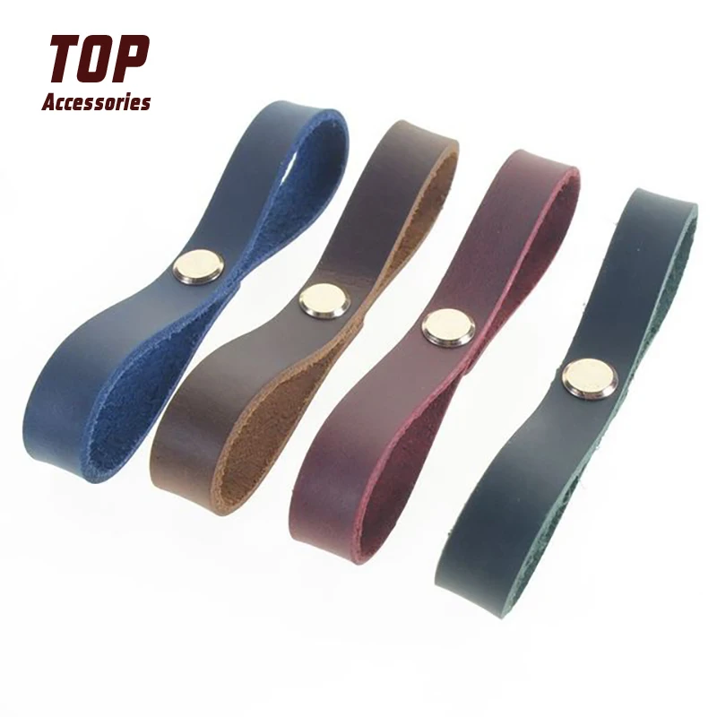 

Top Layer Mad Horse Leather Key Screw Leather Buckle Detachable