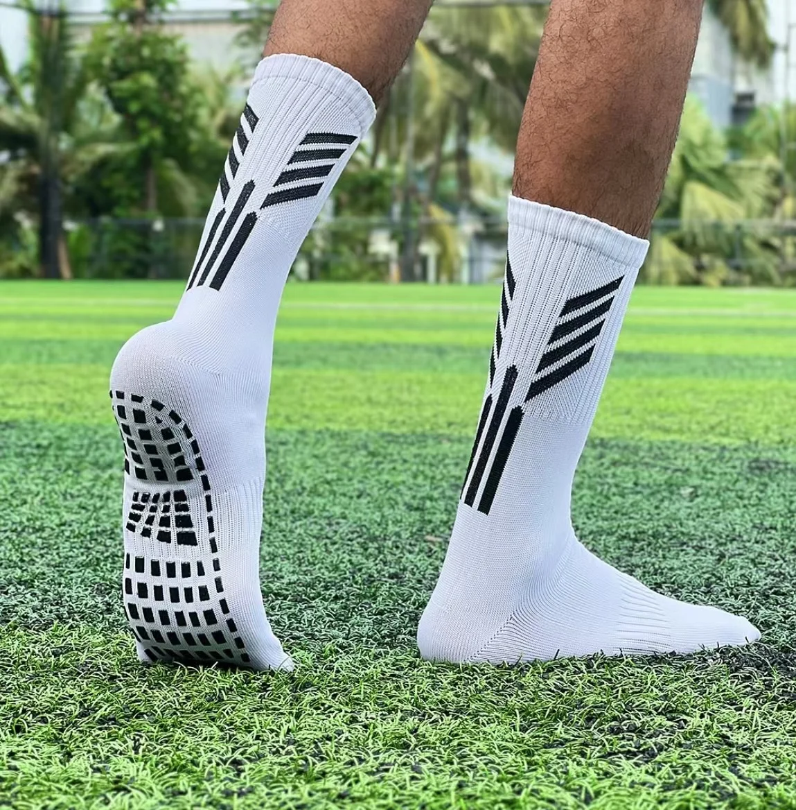 

Wholesale Custom Anti Slip Soccer Football Socks Athletic Terry Non Skid Sports Grip Socks