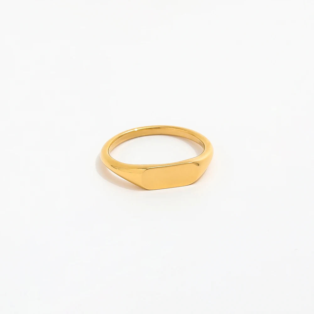 High End 18K Plain Gold Simple D Rings Stainless Steel Trendy Simple Gold Plated Jewelry