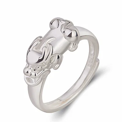 

2021 New Arrival Silver Plated Amulet Luck Money PiXiu Ring Engraved FengShui Wealth PiXiu Ring