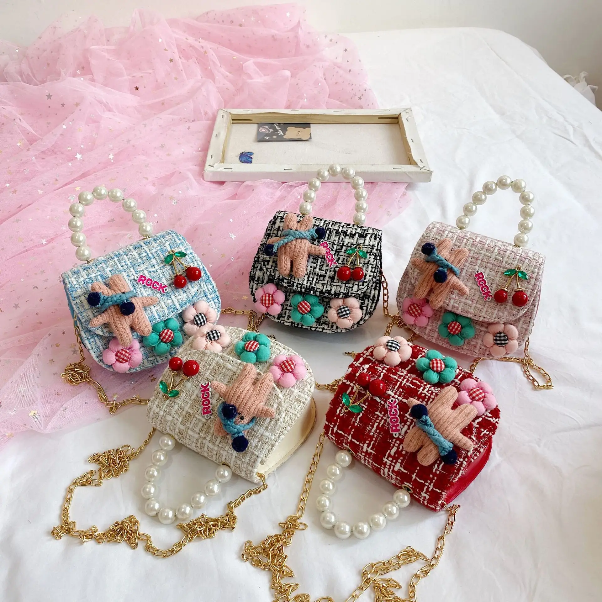 

wholesale Fashion Latest Cartoon Small Crossbody shoulder bag For Baby Girls Princess Coin Purse Cute Kids Pearl Mini Handbag, 15 colors
