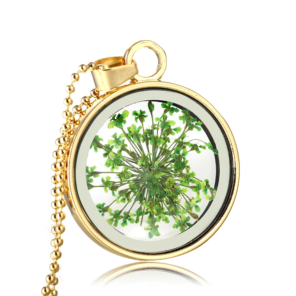 

Stylish Gold Plated Transparent Glass Green Lace Floral Pendant Necklace