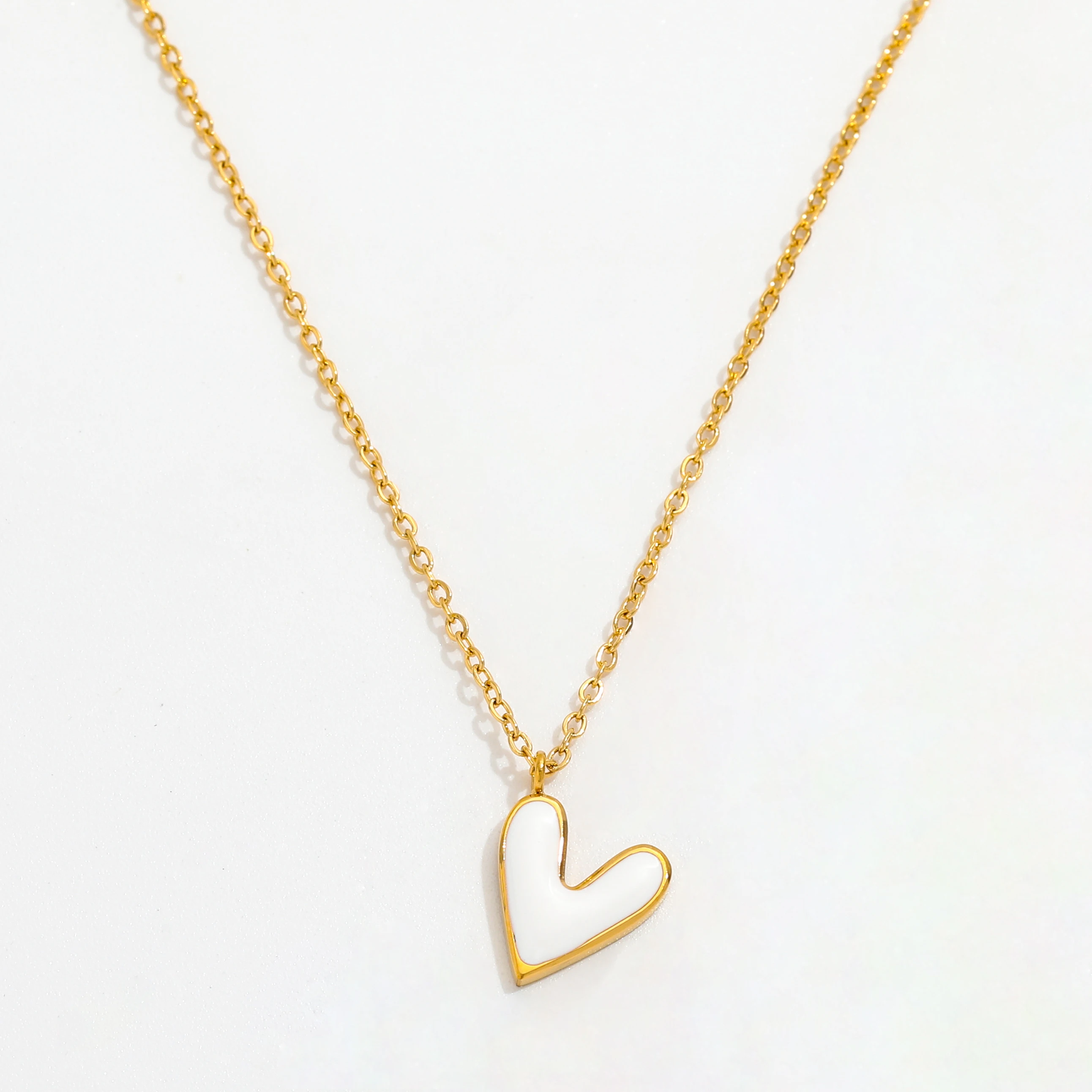 

Joolim Dainty Chain Dainty Heart White Enamel Pendant Necklace Stainless Steel Necklace Jewelry Wholesale