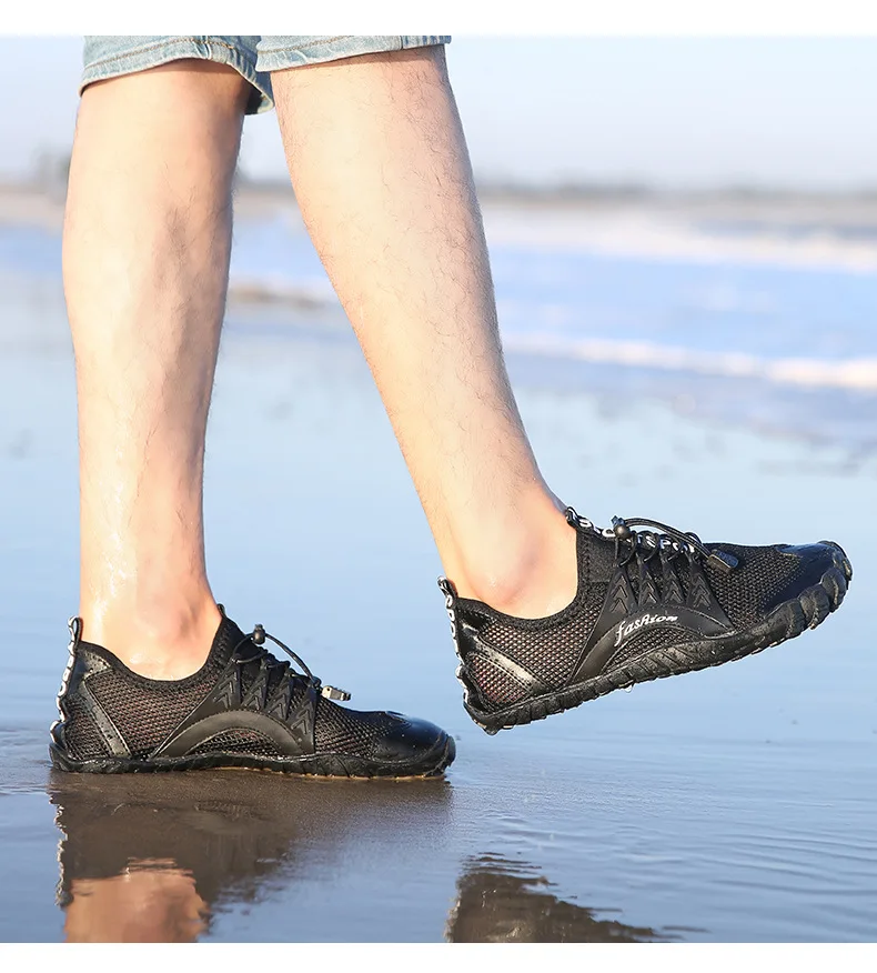 

2021 Hot sale high quality outdoor swimming shoes men's beach lightweight hollow water for men casual shoes