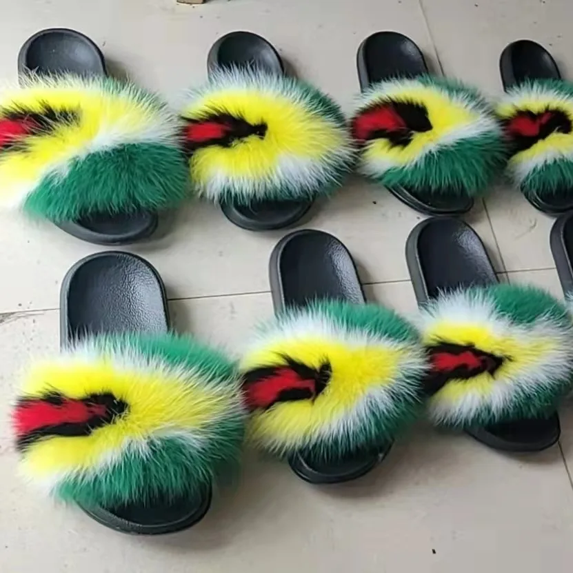 

2022 fast shipping furry fox fur slippers brown raccoon plush real fur slippers women custom logo, Picture