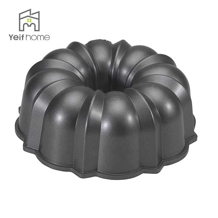 

Baking Moulds 12 Cup Pampered Chef Stoneware Bundt Cake Pan, As the picture