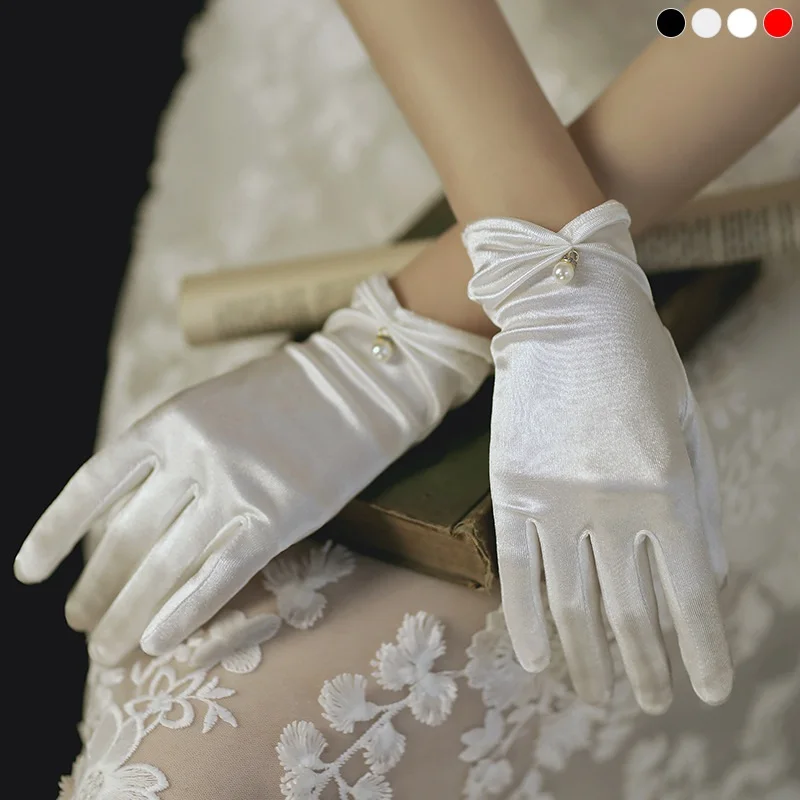 2022 Wholesale  Elegant vintage wedding  gloves  short Bridal mittens satin Bridal gloves for wedding  party