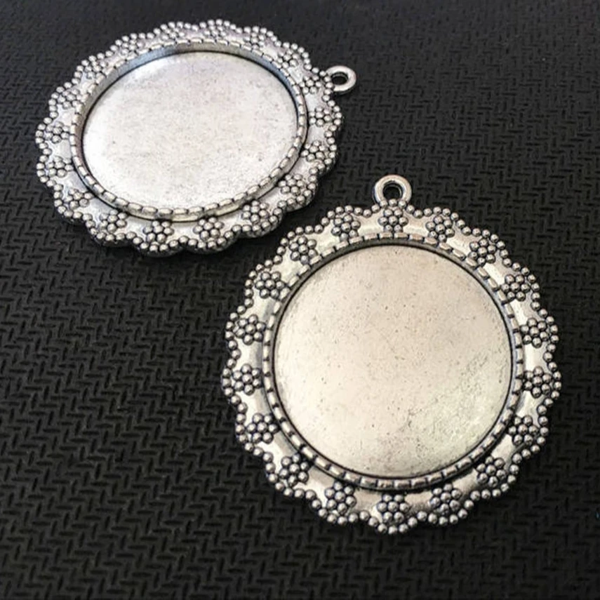 Most selling antique silver tone 25mm flower base bezel setting blank cabochon necklace 25mm tray pendants