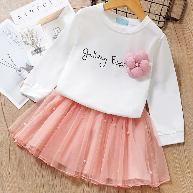 

New arrival toddler girls boutique fall long sleeves letter t shit and tulle pearl skirt clothing set, Picture shows