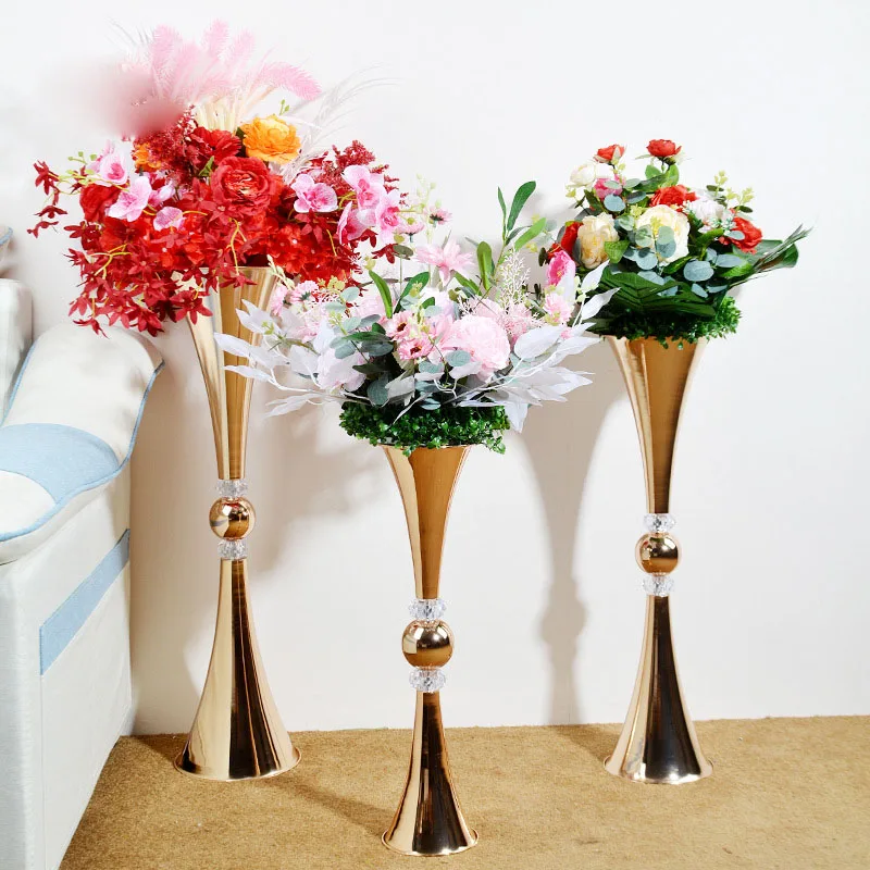 

Tall mirror gold metal Wedding Centerpieces and Table decoration for pillar flowers stand Trumpet vase props