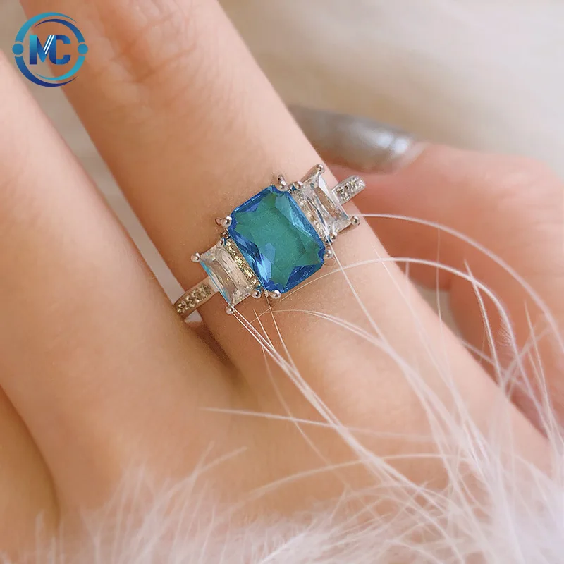 

2021 The New Mosanshi new topaz stone blue crystal engagement ring, Bule