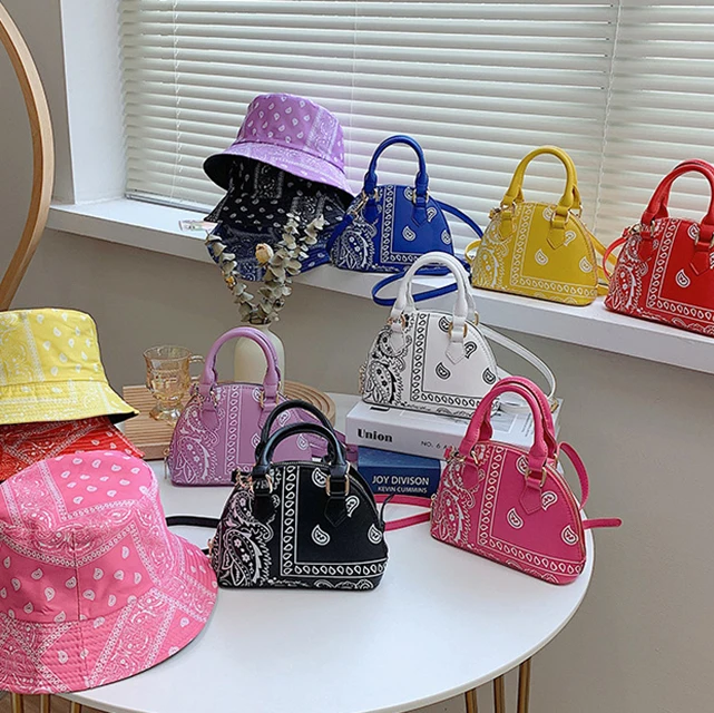 

Custom LOGO Trendy Bandana Printed Purses Handbags Matching Bucket Hat Combo Hand Bag Set For Fashion Woman Ladies Girls, White, black, red, yellow, blue, purple, pink