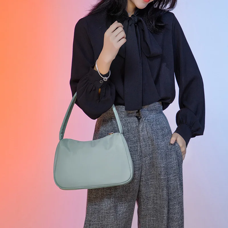 

Trendy handbags for women's luxury oxford fabric handbags ladies simple sling purses and phone hand bags