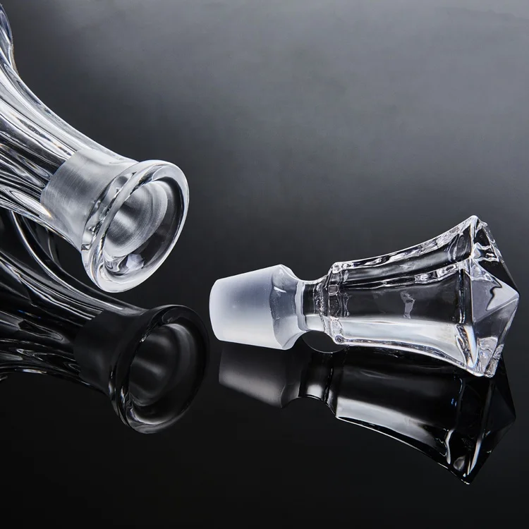 
New Design Whiskey / Vodka / Bourbon / XO Decanter set of 6 