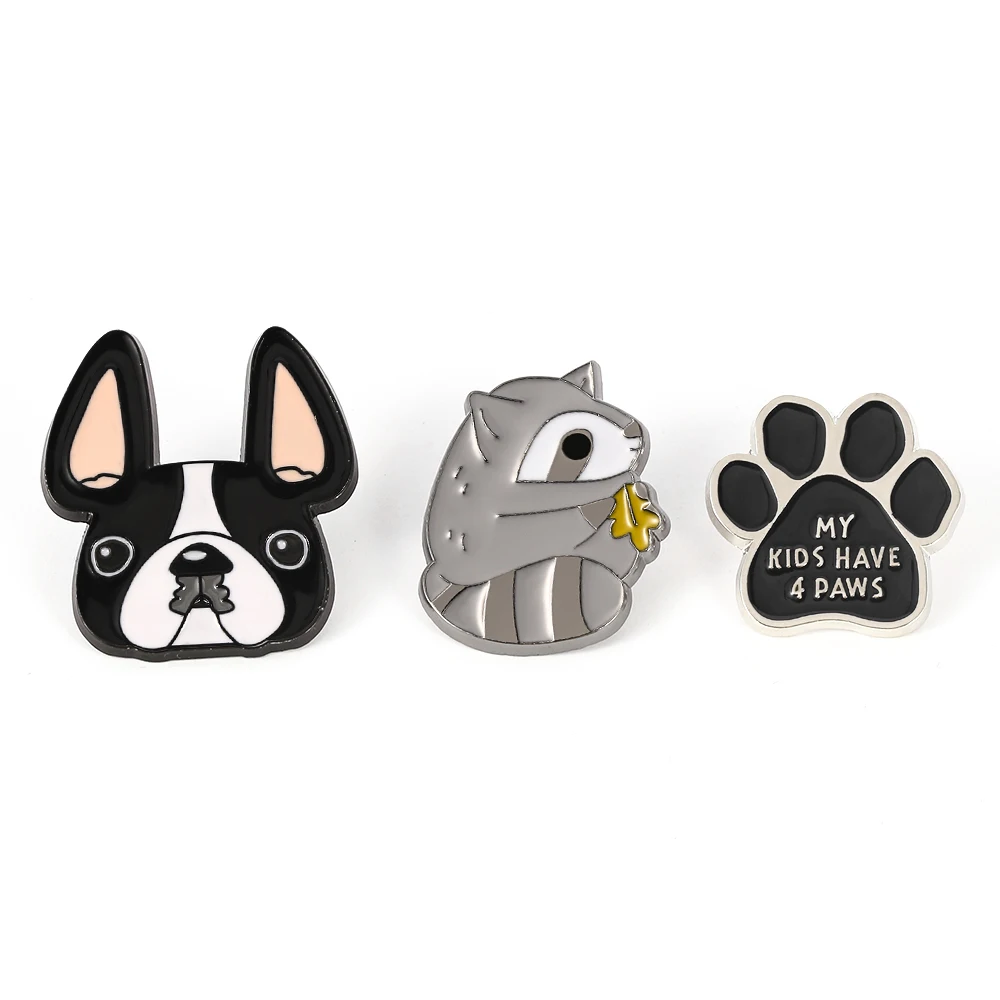 

Cute Squirrel Pin Black Animal Pet Dog Paw Cat MY KIDS HAVE 4 PAWS Pin Badge Jewelry for Friend Best Gift High Quanlity, As picture