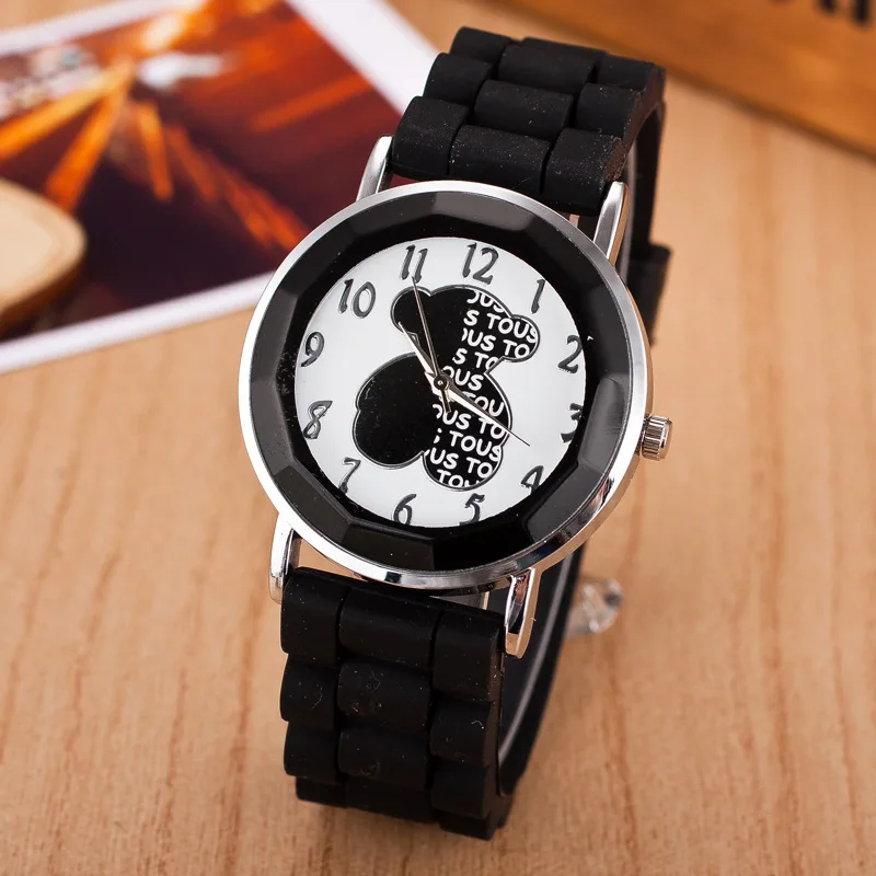 Fashion Classic Silicone Women Watch Simple Bear Style Quartz Wristwatch Silicone Rubber Casual Dress Girl Relogio masculino