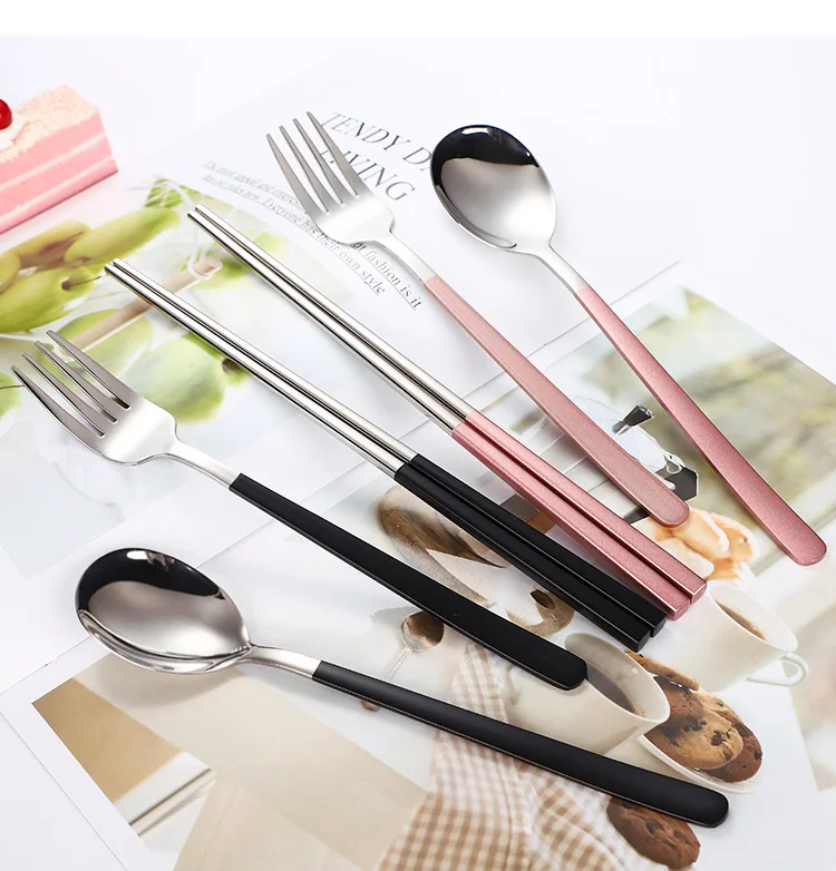 

Quality Chinese Products Luxury Tableware Hotel Glossy Color Blue Handle Flatware Gold Cutlery For Spoons Forks, Customized color