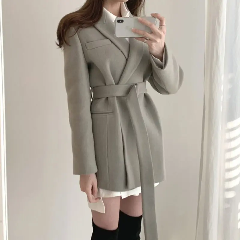 Boutique Wholesale 2026 Winter New Fashionable Lace up Mid to Long Woolen Thick Women's Coat