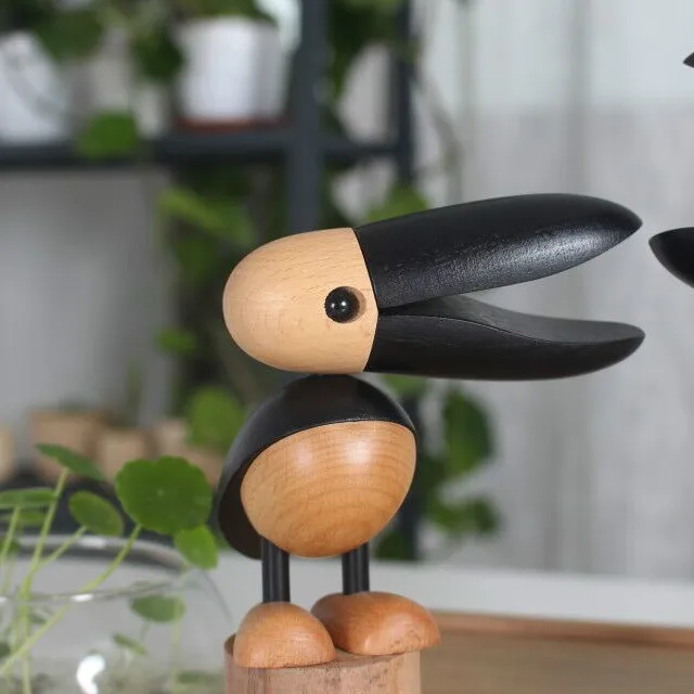 
Scandinavian large mouthpiece high-end home solid wood bird ornaments hand-made small gift mail 