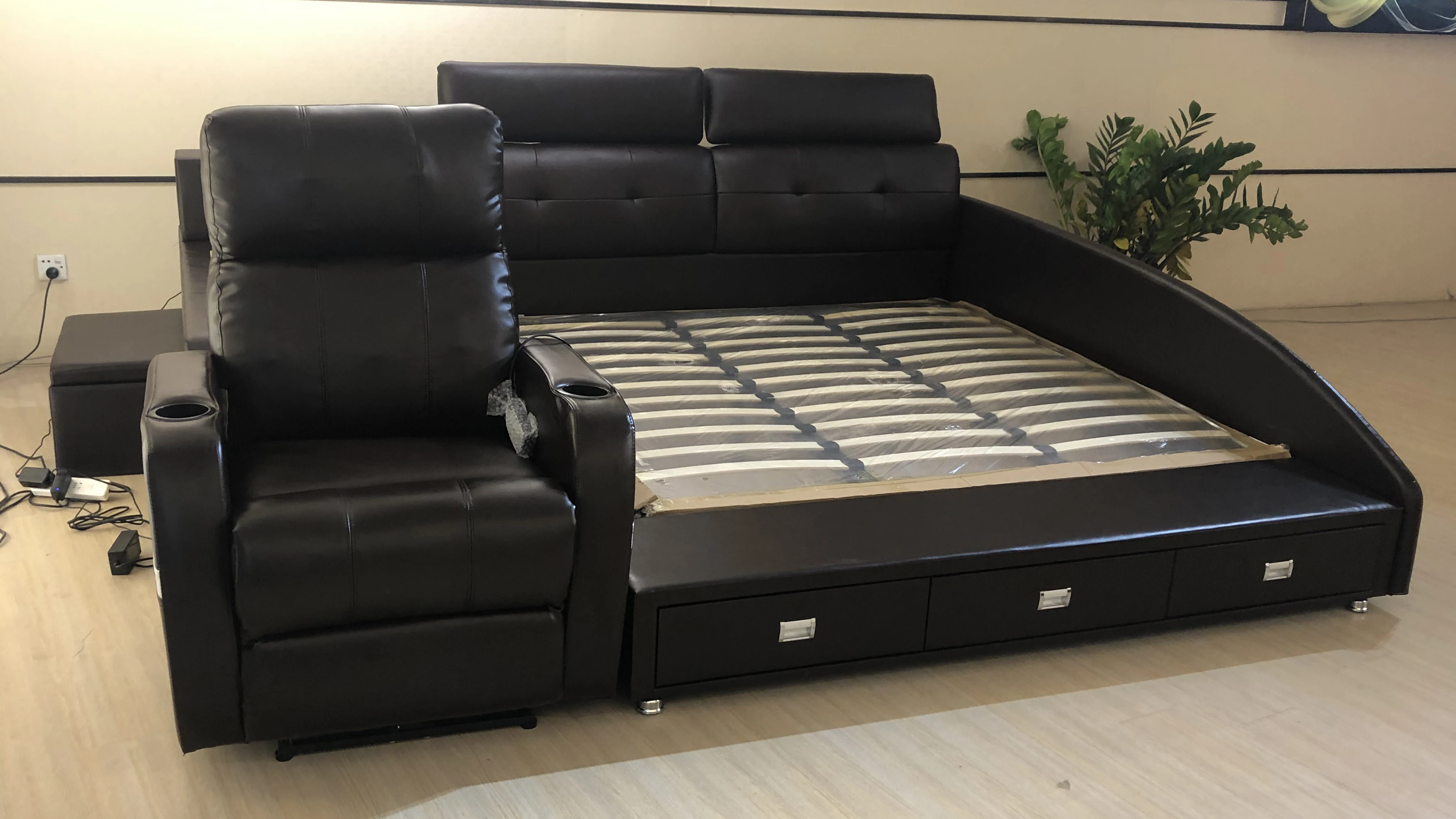 Free Sample Modern Super Kingsize Storage Luxury Leather Bedroom 4297