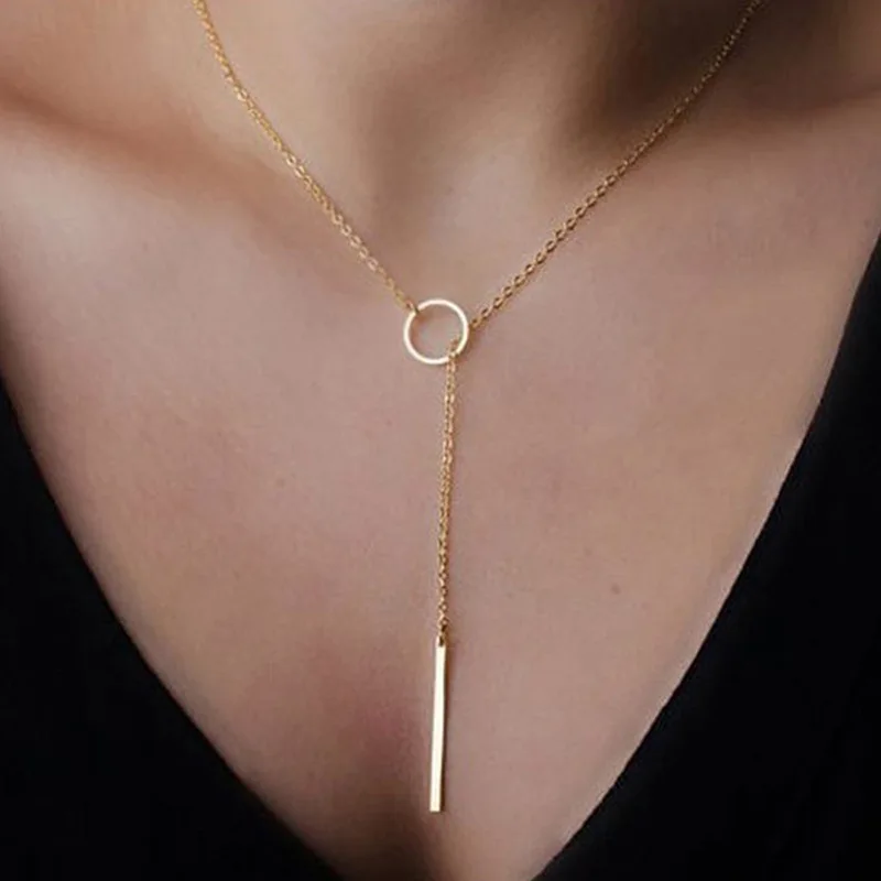

Minimalistic Anti-allergic Stainless Steel Hollow Circle Clavicle Necklace Geometric Vertical Bar Necklace
