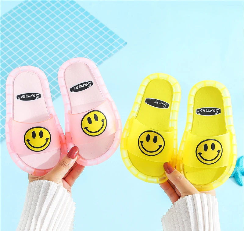 

Flashing light open toe luminous kid unisex house summer tiktok hot selling jelly shoes slippers, Photos