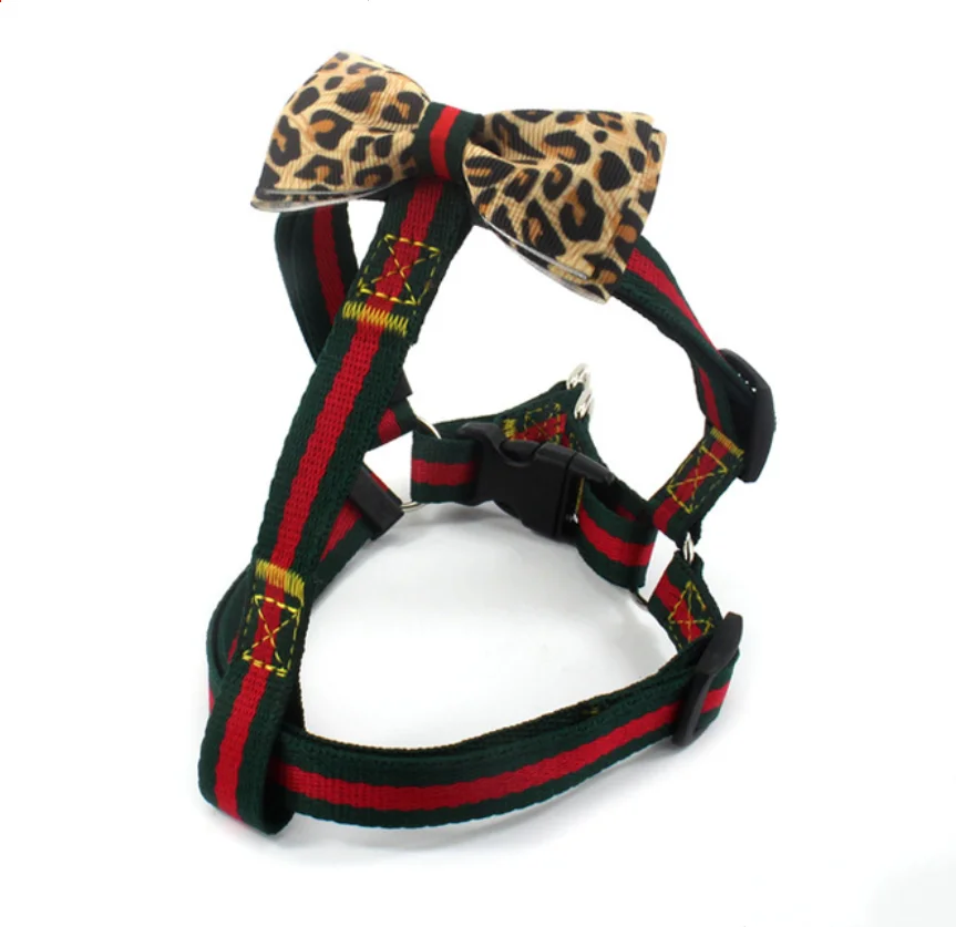 

2021 Wholesale High Quality Cute Bow Tie Design Dog Harness and Leash Set