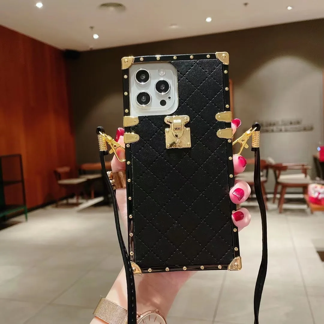 

Square Trunk Shell for Apple iPhone 11 12 Pro max Leather Cell Phone Case Luxury Designer leather Case Cover