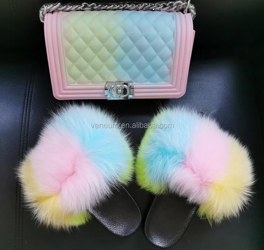 

2021 new design fashion factory customized rainbow colorful fur slides women fox fur slides matched jelly purse, Customized color