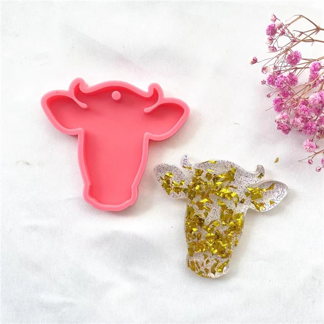 

B216 Free Sample Shiny Resin Cow Heifer Head Pendant Mould Silicone Bull Head Keychain Molds