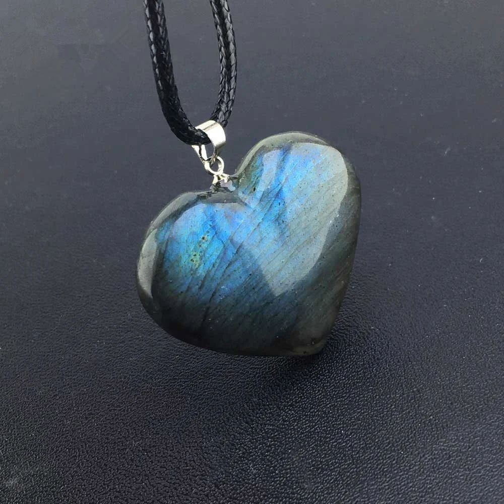 

Natural Irregular heart Labradorite Crystal Stone Pendant Necklace Moonstone heart of the ocean Gemstone Pendant Necklace