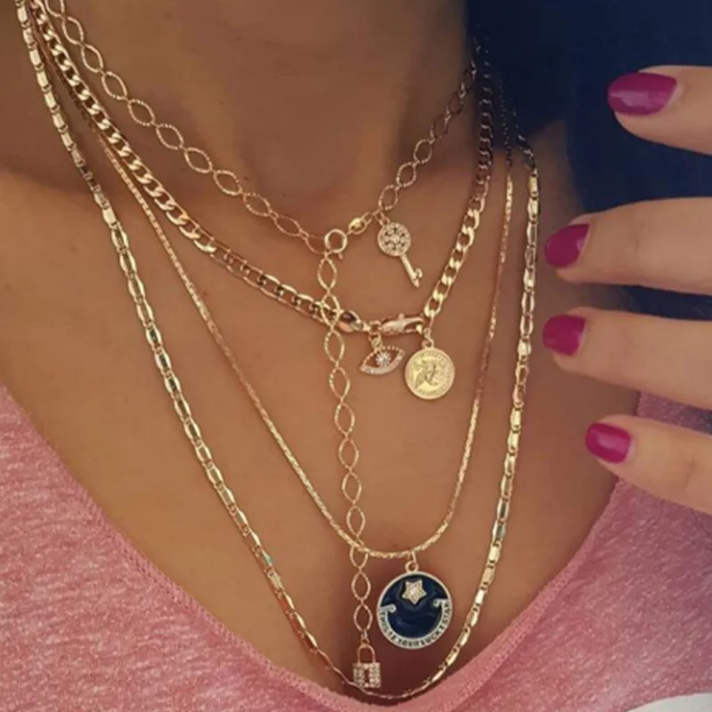 

2021Jewelry Creative Key Eye Pendant Moon Set Diamond Necklace For Women