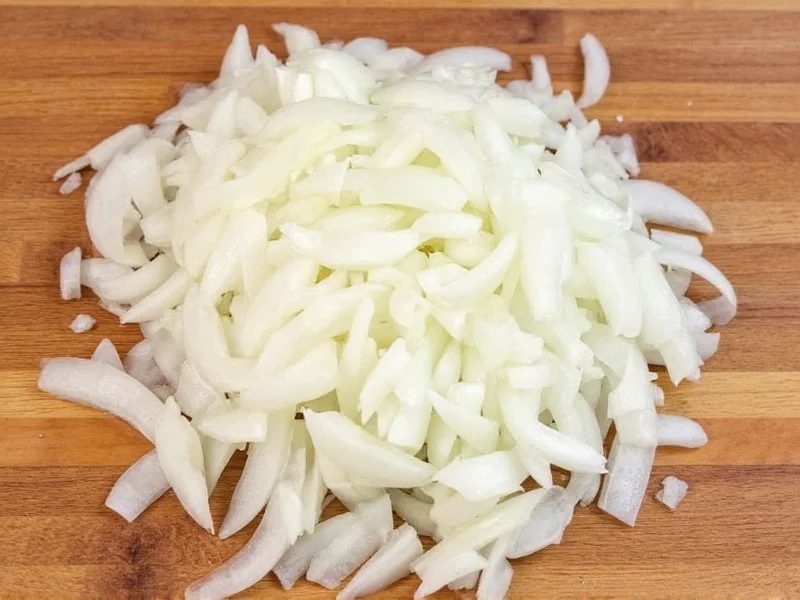 Best Chopped Onion Substitutes for Any Recipe (Tested)