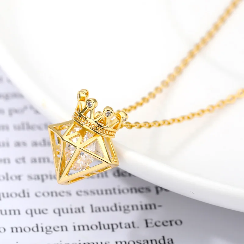 

New Arrival Luxury Princess Crown Necklace Stainless Steel CZ Zircon Charms Christmas Gift Hip Hop Bling Crystal Necklace, Gold/silver
