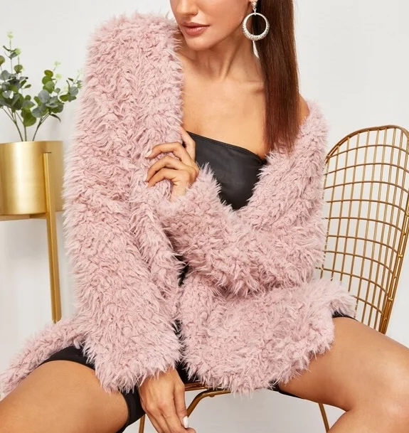 

Women Solid Glamorous Pink Faux Fur Coat