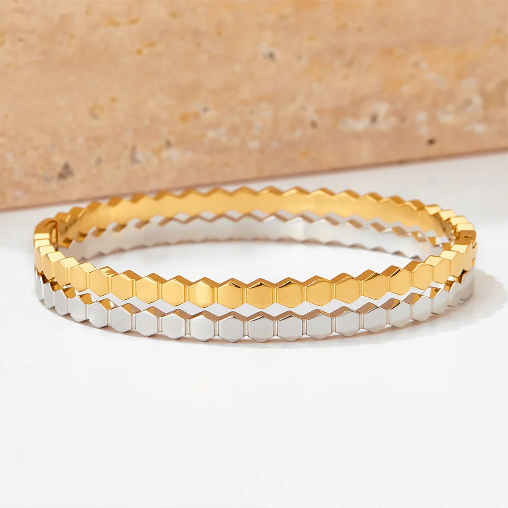 

Snake-shaped Diamond Buckle Gold Jewelry Bracelet Stainless Steel 18k Gold Plated Buckle Bracelet