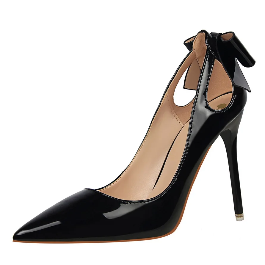 
3168-8 Korean version sexy high-heeled shoes thin with a shallow mouth pointed patent leather hollow after the bow single 