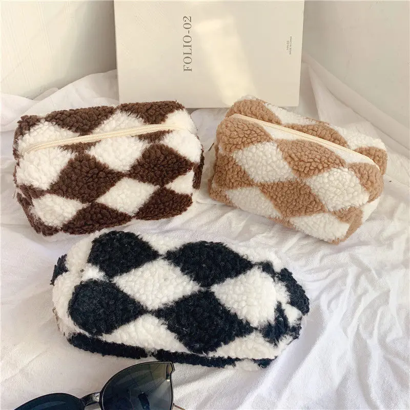 

Chessboard Lattice Cosmetic Bag Retro Style Simple Large Capacity Cashmere Storage Bag Student Pencil Case