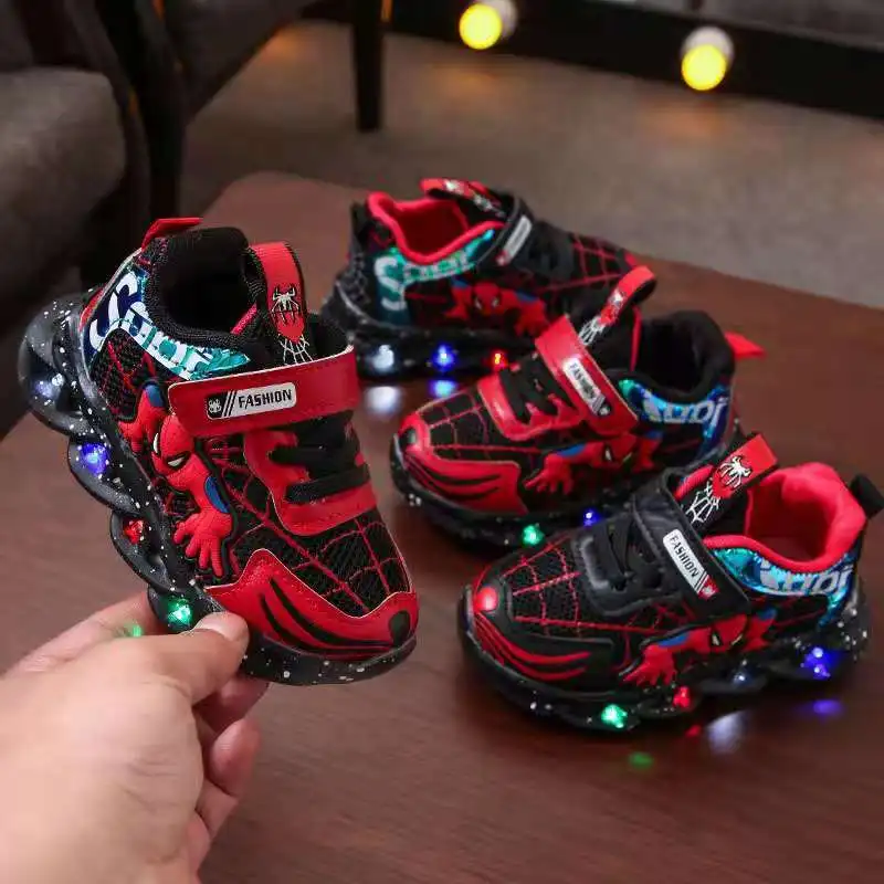 

Wholesale Luxury Fashion Cartoon Print Running Basketball Led Light Kids Sneakers, Red black