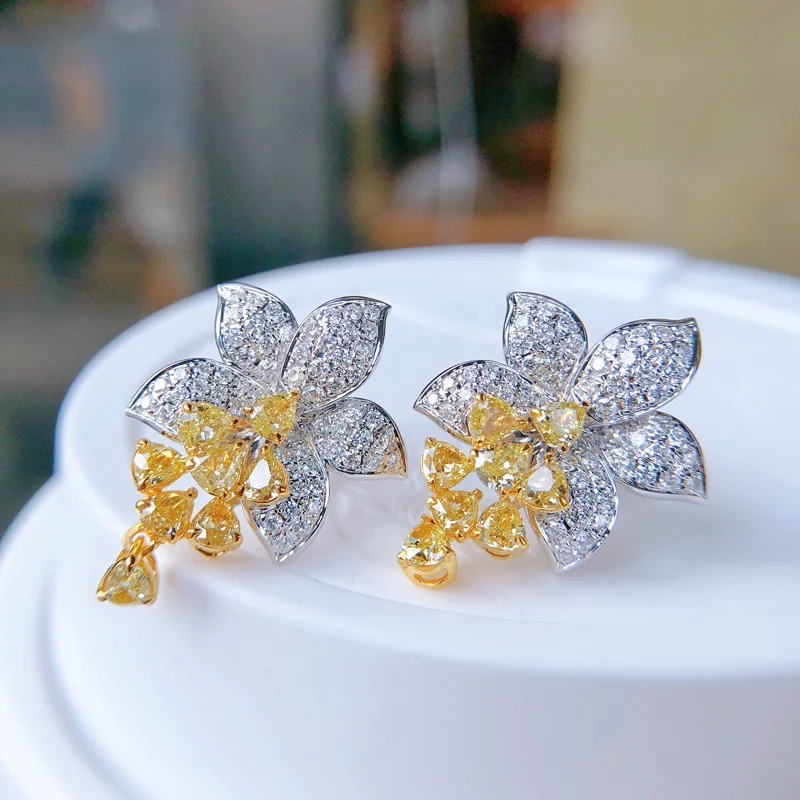 

Elegant Flower Earrings for Women Two Tone Yellow Earring Drop Earrings Ladies Girl Party Jewelry Valentine's Day Gift, Picture shows