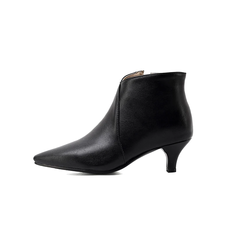 

Autumn and Winter Pointed Head Fashion Side Zipper Ladies Boots, Black brown ecru