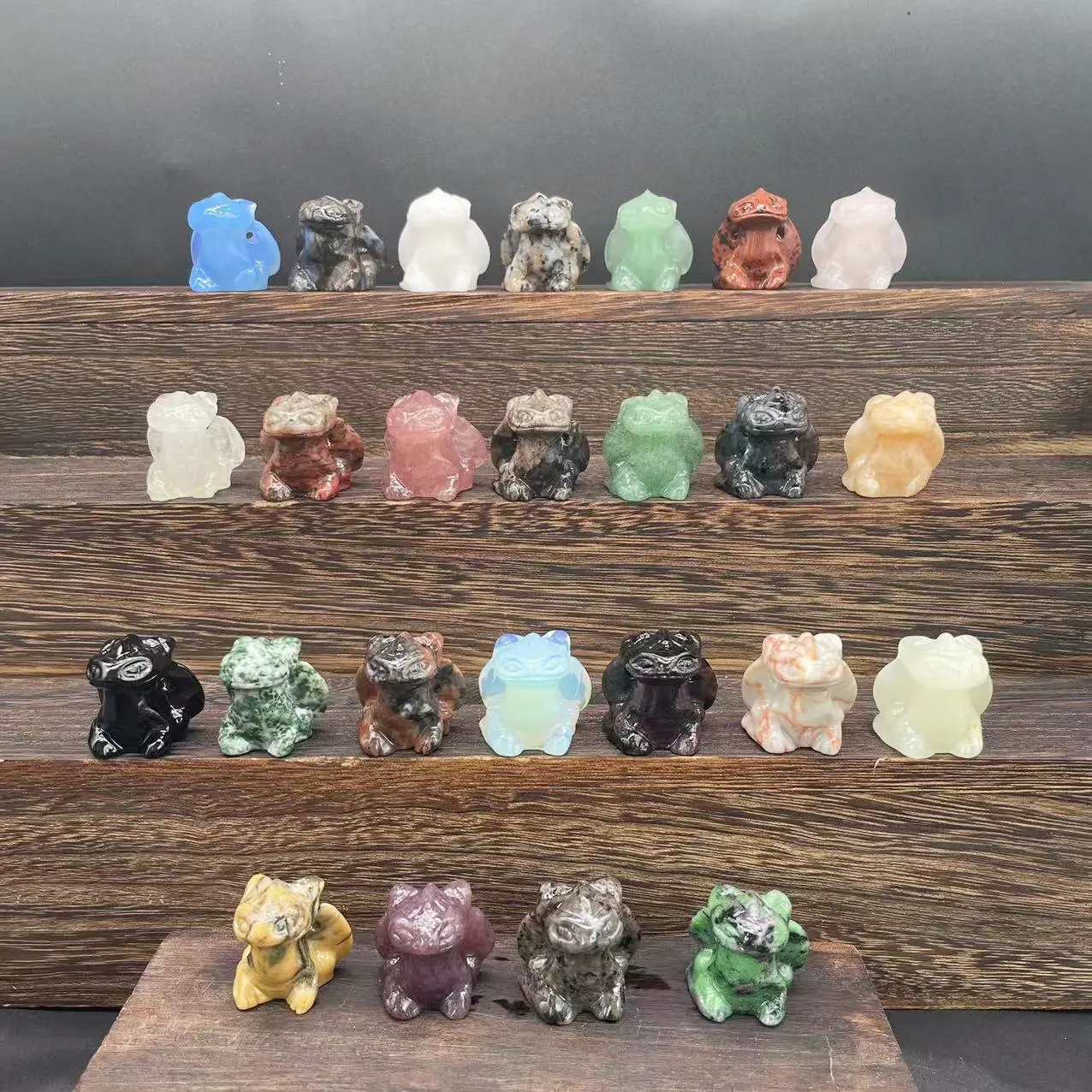 

Natural Crystal Animal Statues Mini Carving Crafts Rose Quartz Opal Toothless Anteater Figurine