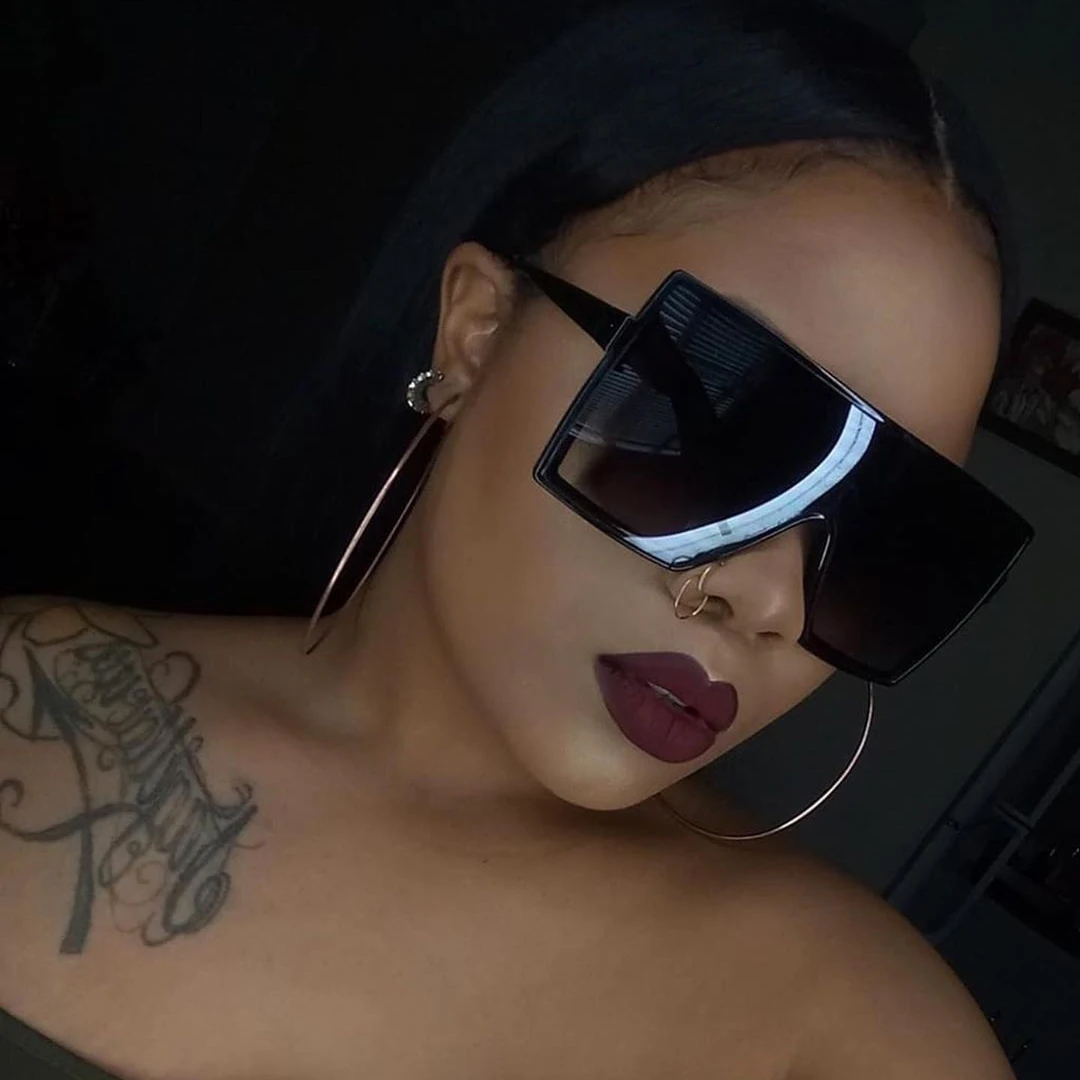 

GUVIVI Oversized one piece lenses New arrival sunglasses Women black Square custom logo Vintage sunglasses retro, 6 colors