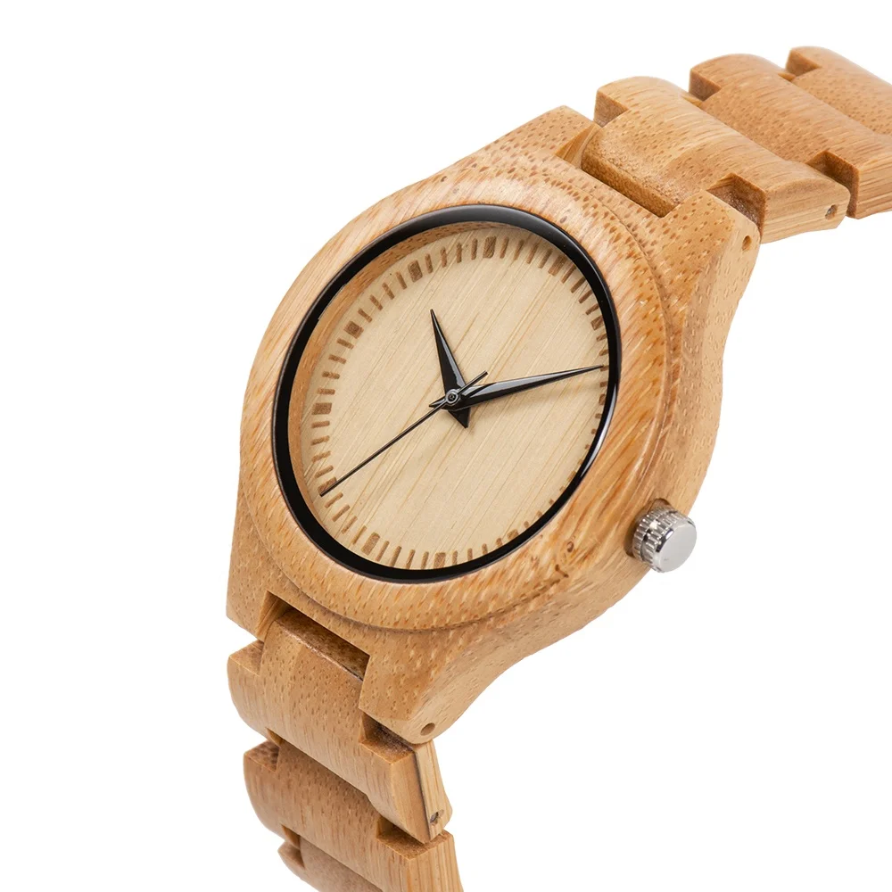 

Custom Bewell bamboo wooden watches Japanese Foreign Minister wearing looks like gold wood watch bamboo