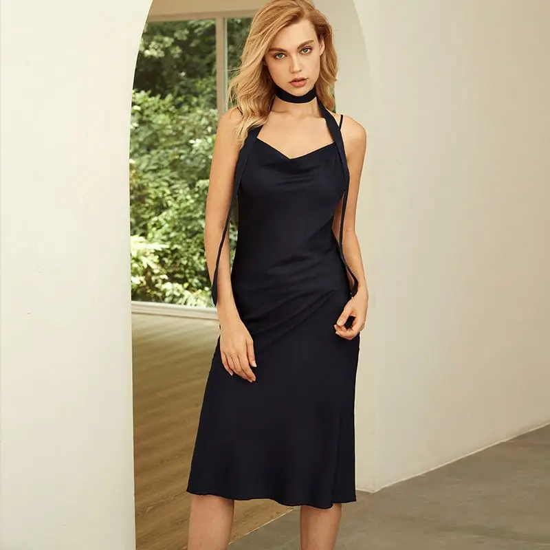 

Free Sample Trendy Pure Color Sleeveless Jacquard Nightdress Sexy V-neck Sling Satin Nightgowns For Women