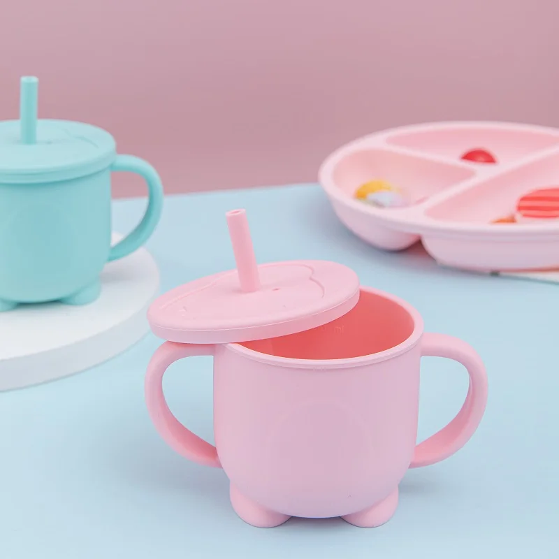 

Wholesale Cute Design Baby Feeding BPA Free Silicone Suction Cups New Leakproof Baby Feeding Bottles, Picture