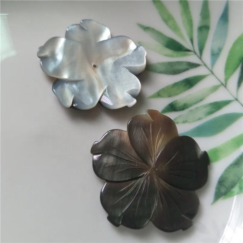 

Wholesale natural MOP pearl shell carving flower fashion luxury diy jewelry accessories
