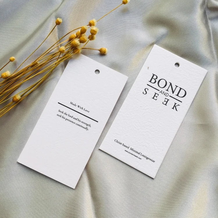 

luxury texture hang tag UV logo for clothing custom logo printed, White