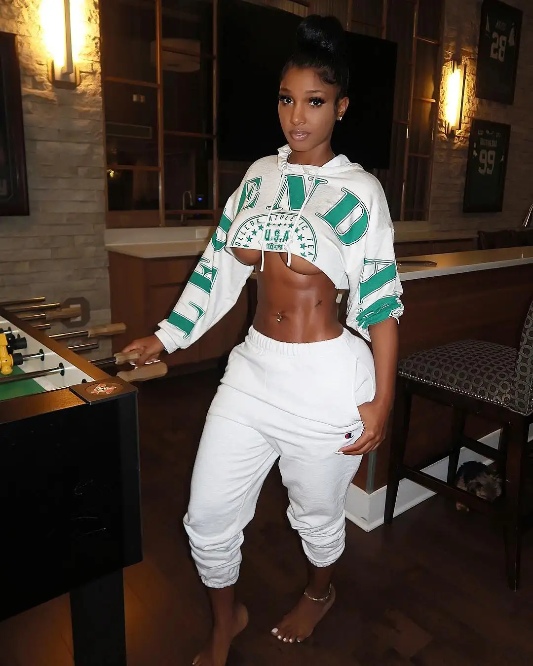 

High quality streetwear crop top womens hoodies sweatshirts